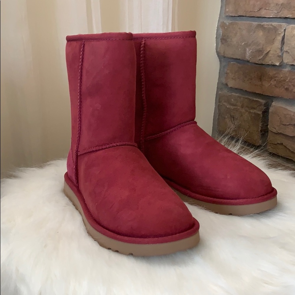 UGG Women Classic Short Boot